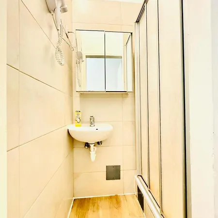 Amazing 4Br In A Shared Apt, 10 Min To Fac Platz Vienna Exterior photo